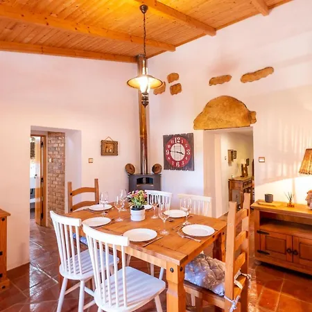 Вилла Monte Algarvio - Private Heated Pool - Wifi *