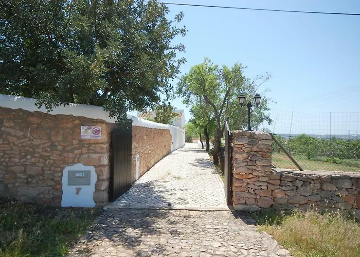 Villa Monte Algarvio - Private Heated Pool - Wifi Tunes